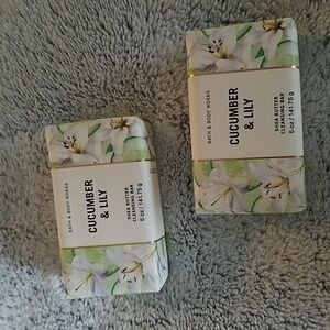 Cucumber & Lily bars